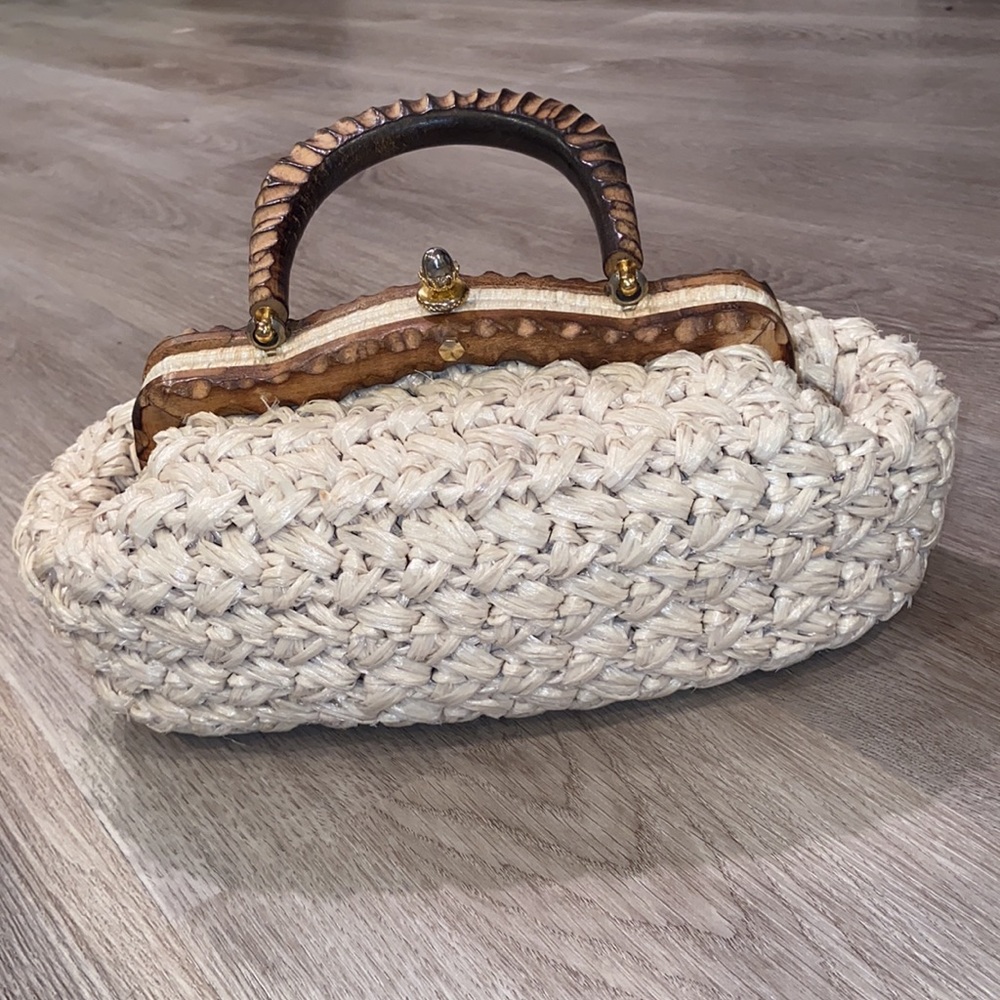 Vintage Straw Wooden Handle Clutch Bag